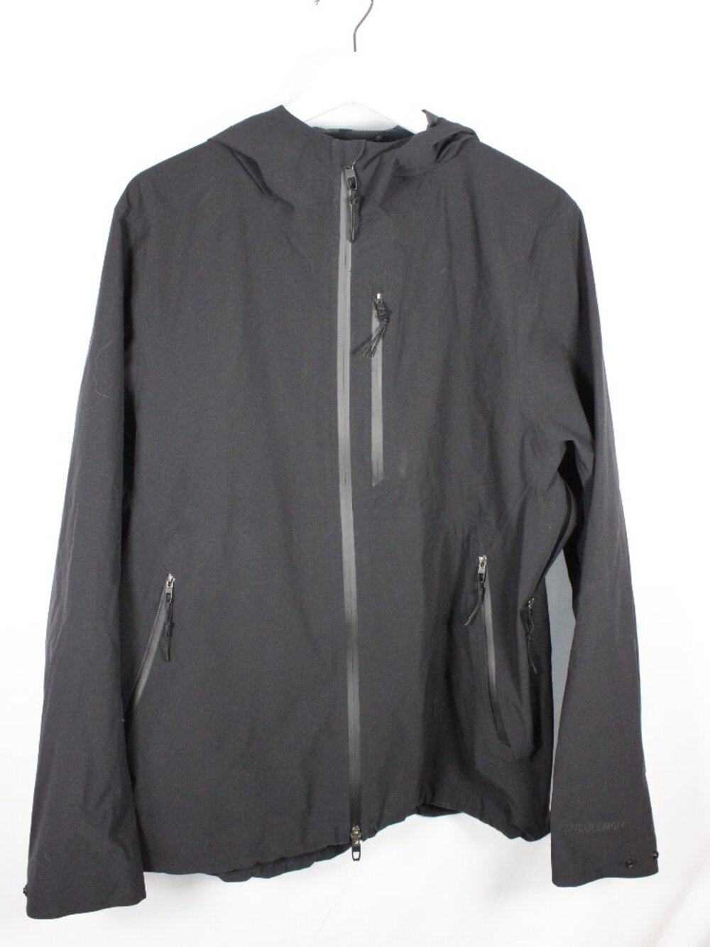 Lululemon Glyde Raincoat Jacket Size Medium Black Hooded Zip Pockets Under Arm